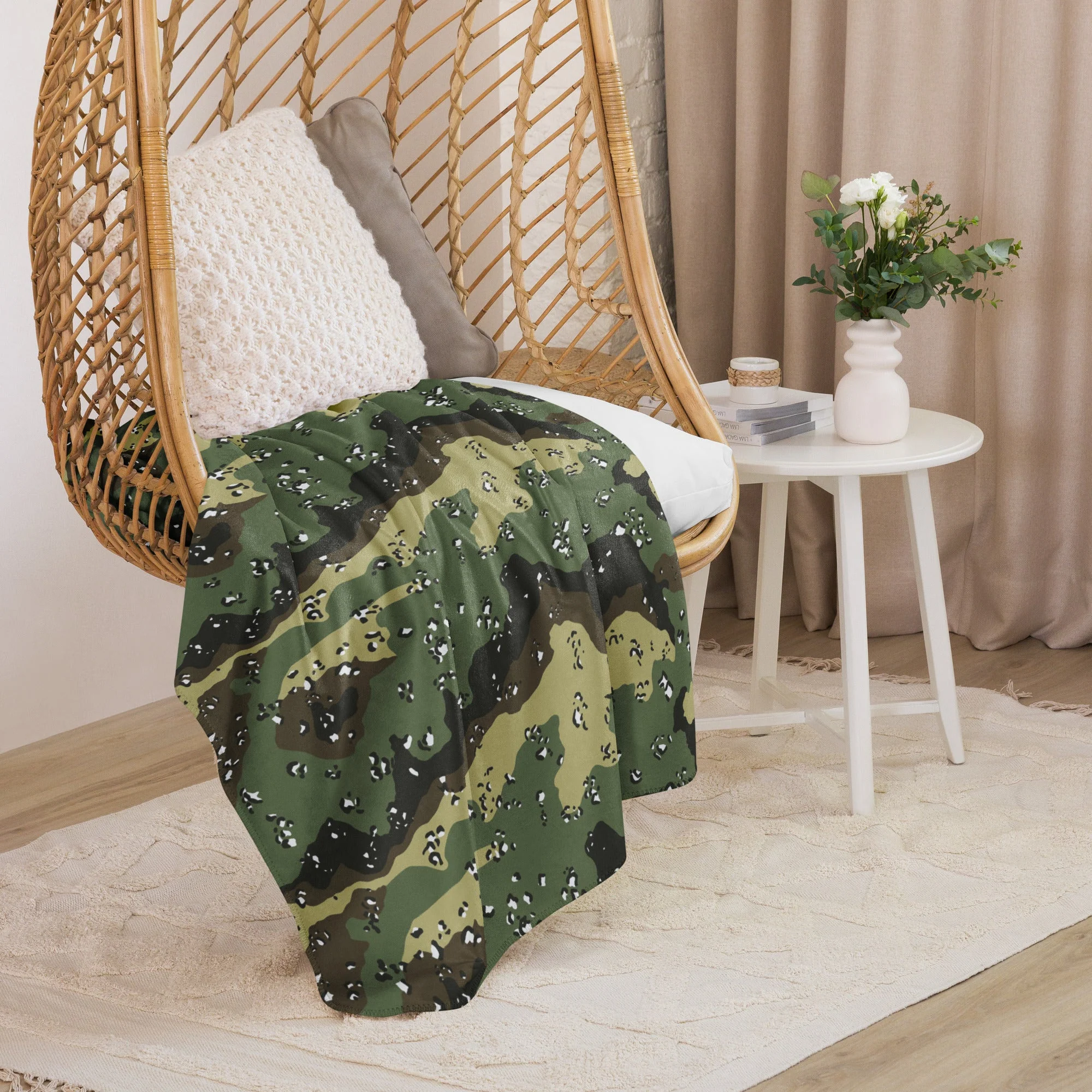 Saudi Arabian Chocolate Chip Marsh CAMO Sherpa Blanket - Image 8