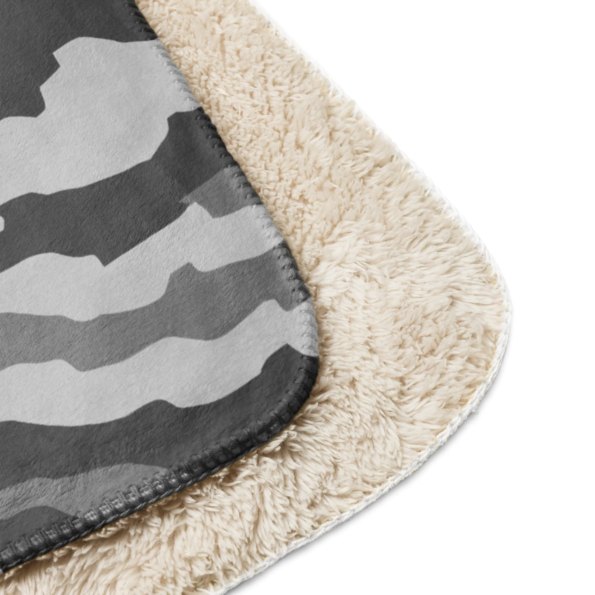 Snake Plissken Urban Movie CAMO Sherpa Blanket - Image 10