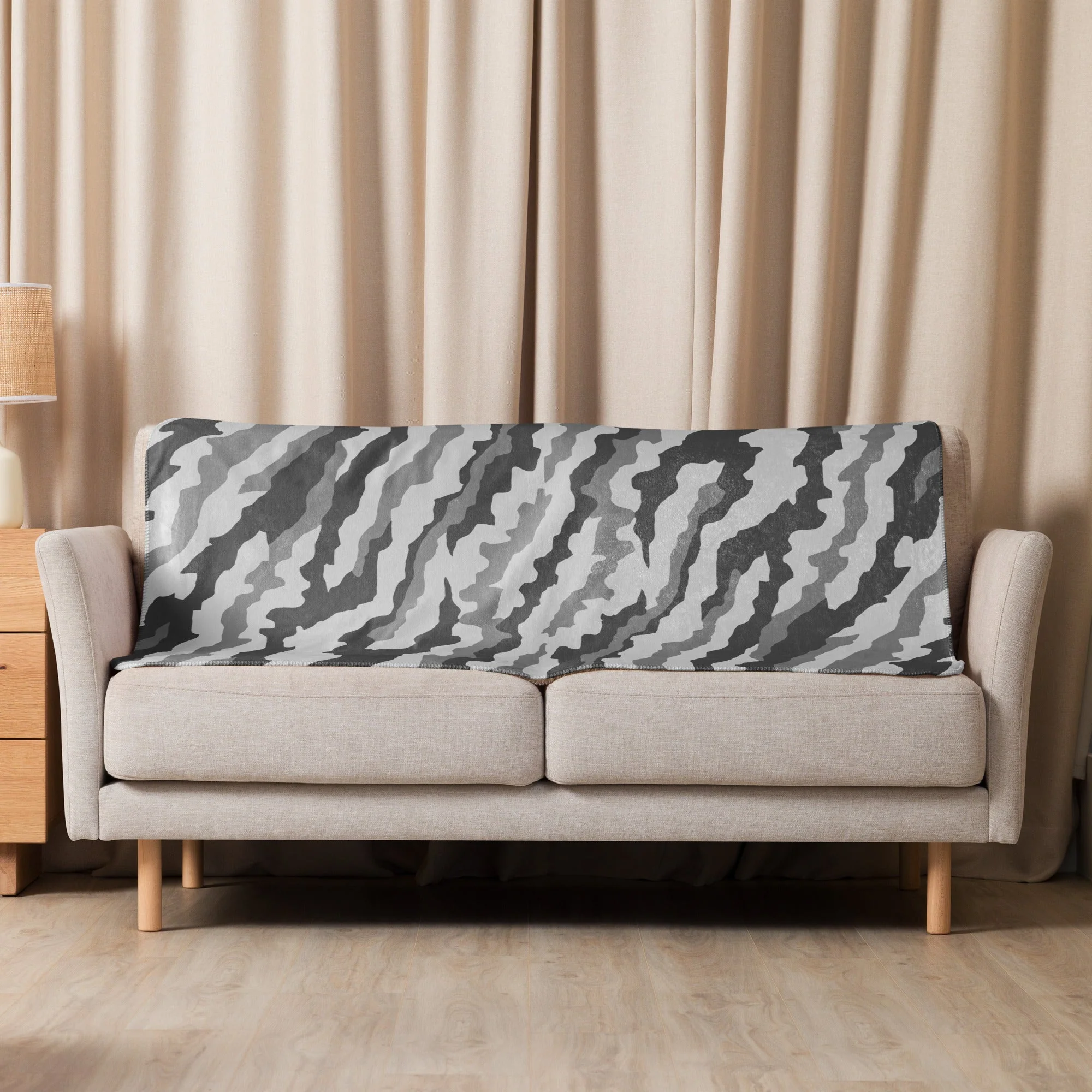 Snake Plissken Urban Movie CAMO Sherpa Blanket - Image 9