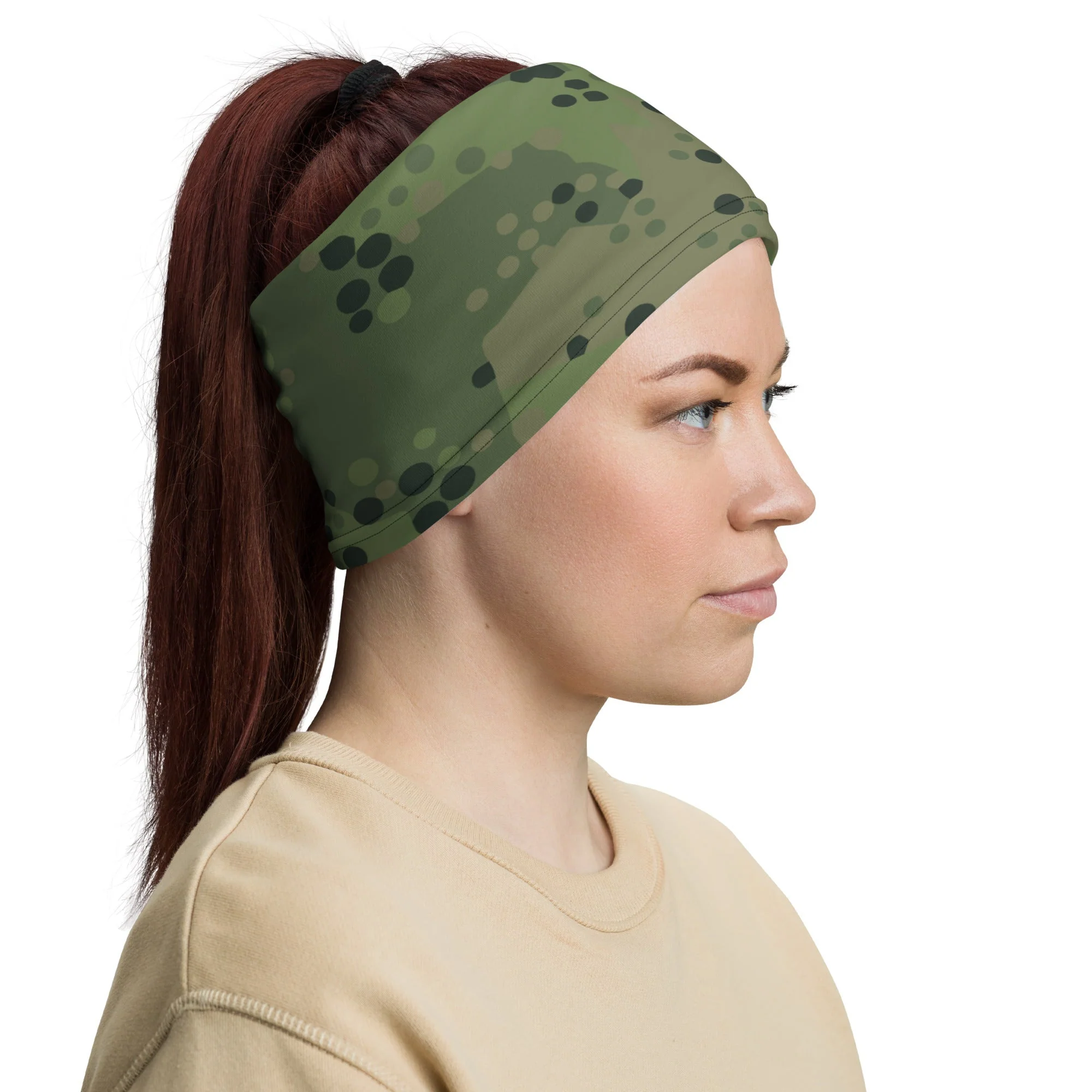 Swedish Barracuda Woodland CAMO Neck Gaiter - Image 2