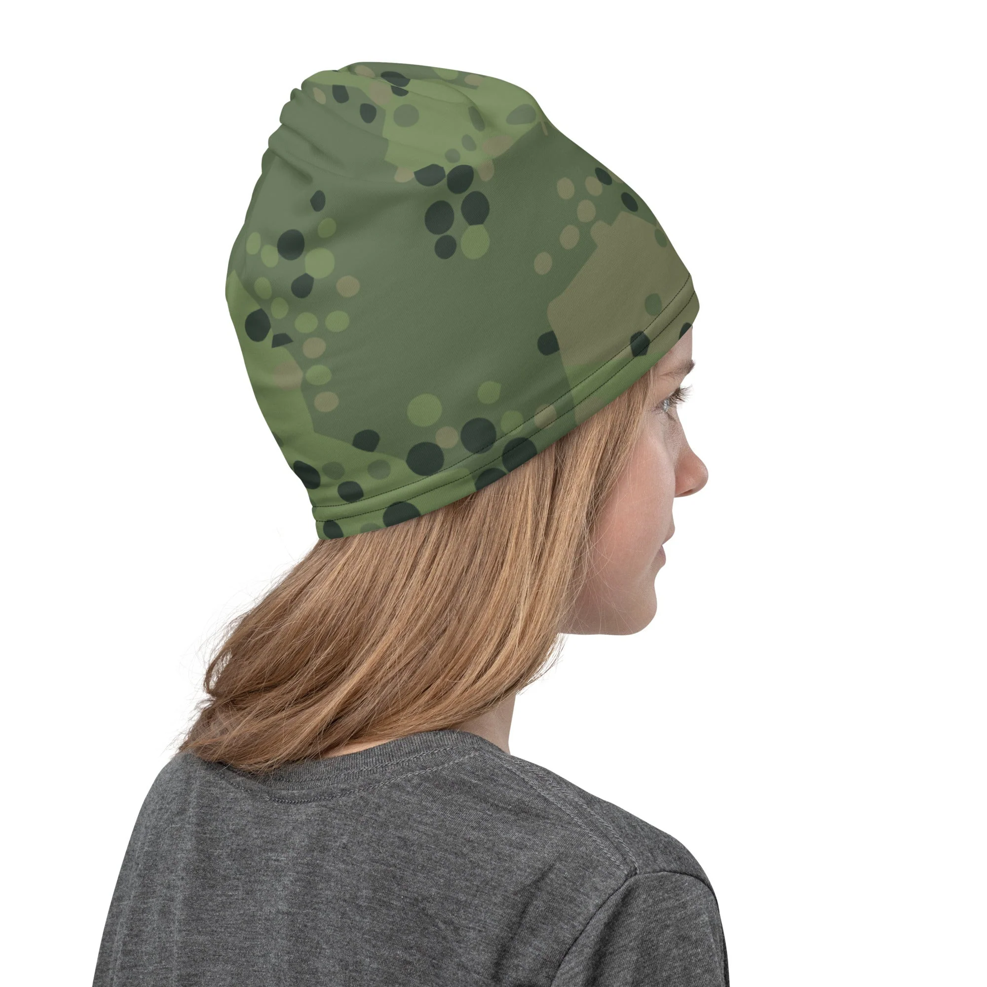 Swedish Barracuda Woodland CAMO Neck Gaiter - Image 7
