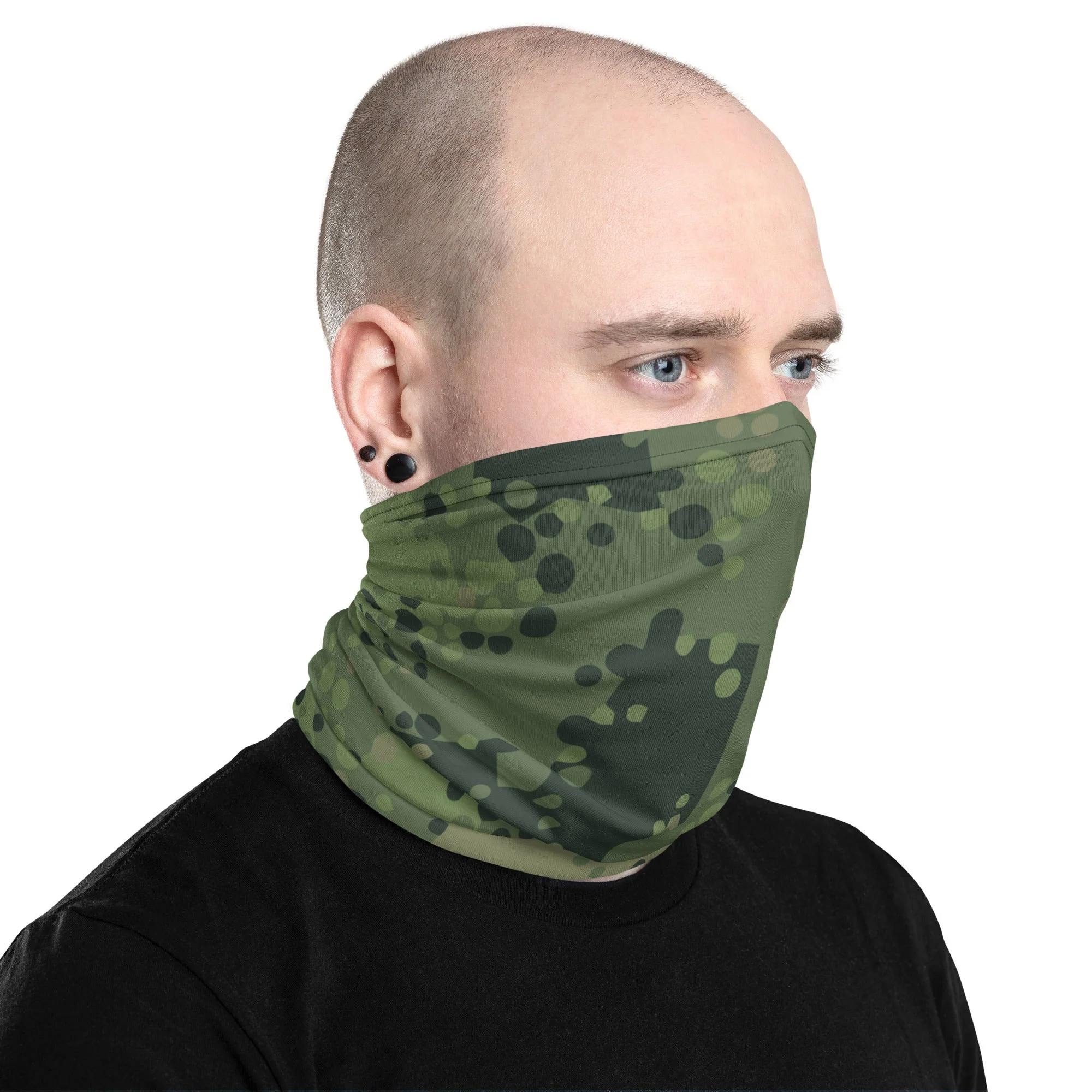 Swedish Barracuda Woodland CAMO Neck Gaiter - Image 9