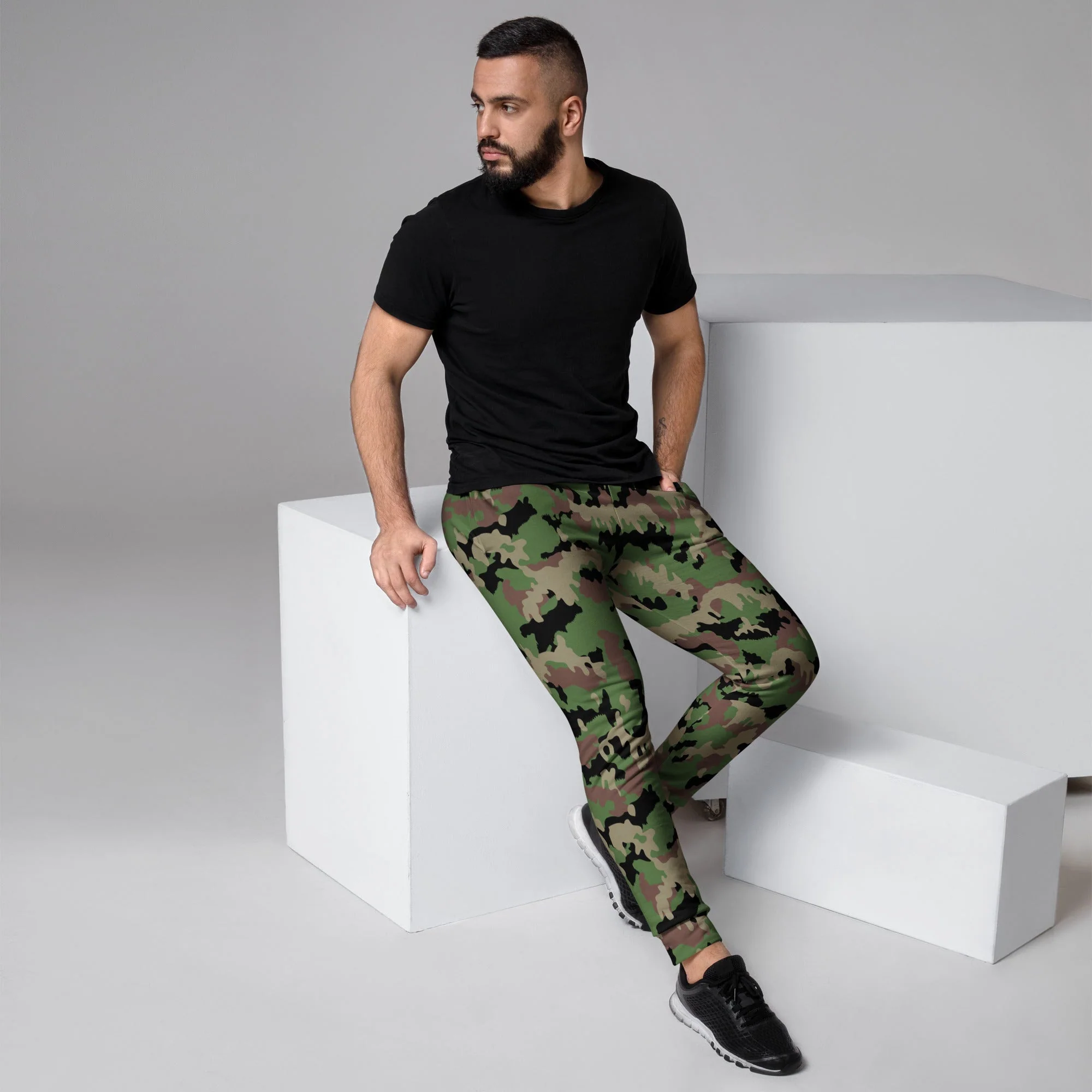 Swiss TAZ 90 CAMO Mens Joggers