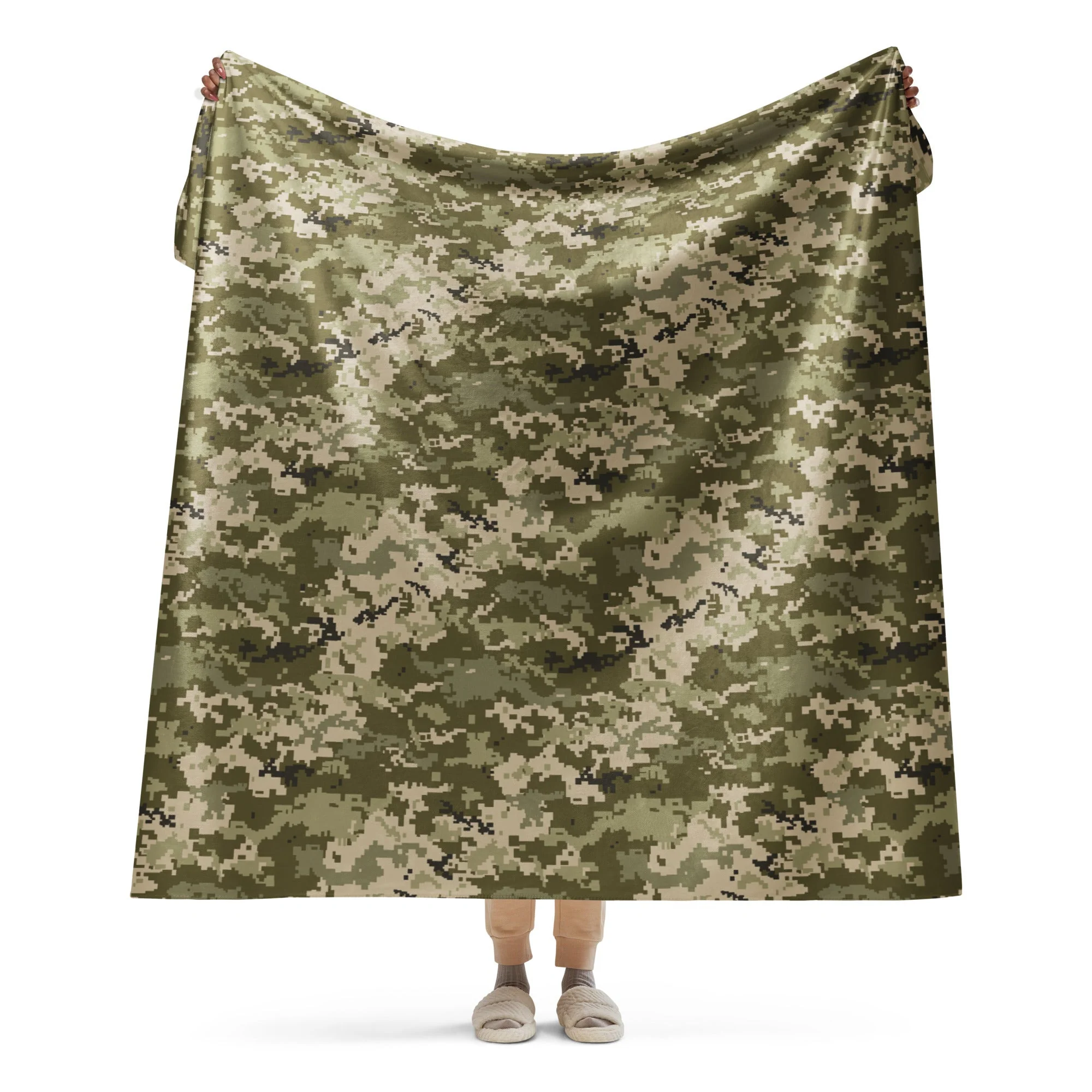 Ukrainian MM14 CAMO Sherpa Blanket