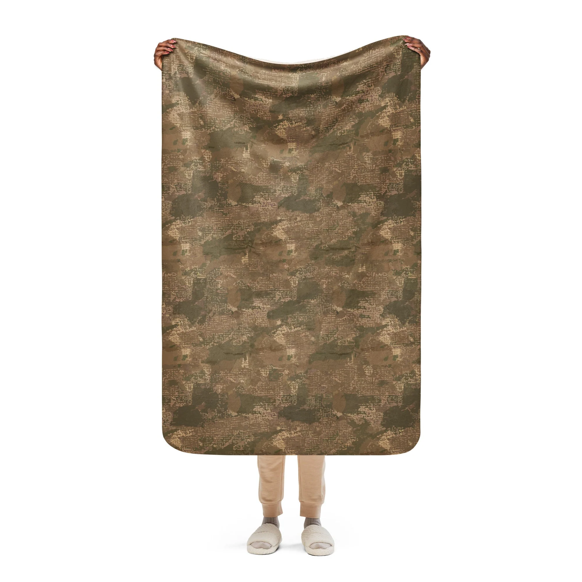 Ukrainian Varan CAMO Sherpa Blanket - Image 15