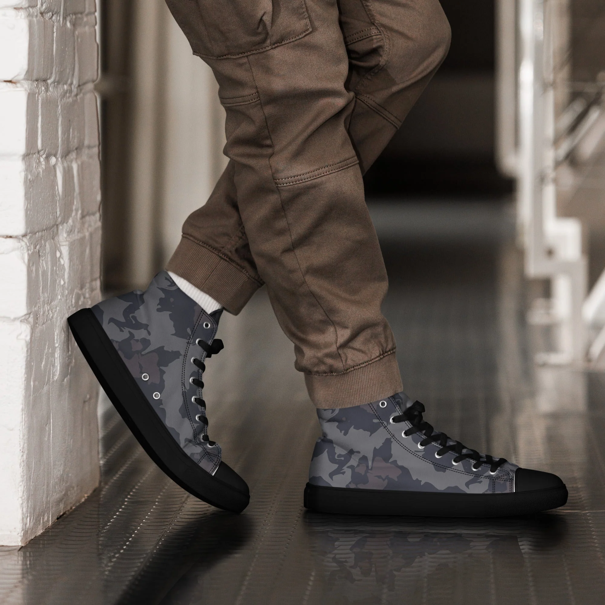 Modern Warfare Urban Rust CAMO Mens High-Top Canvas Shoes